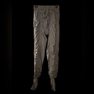 2 for 1!!! Agogie Charcoal and black Ruched resistance band workout pants